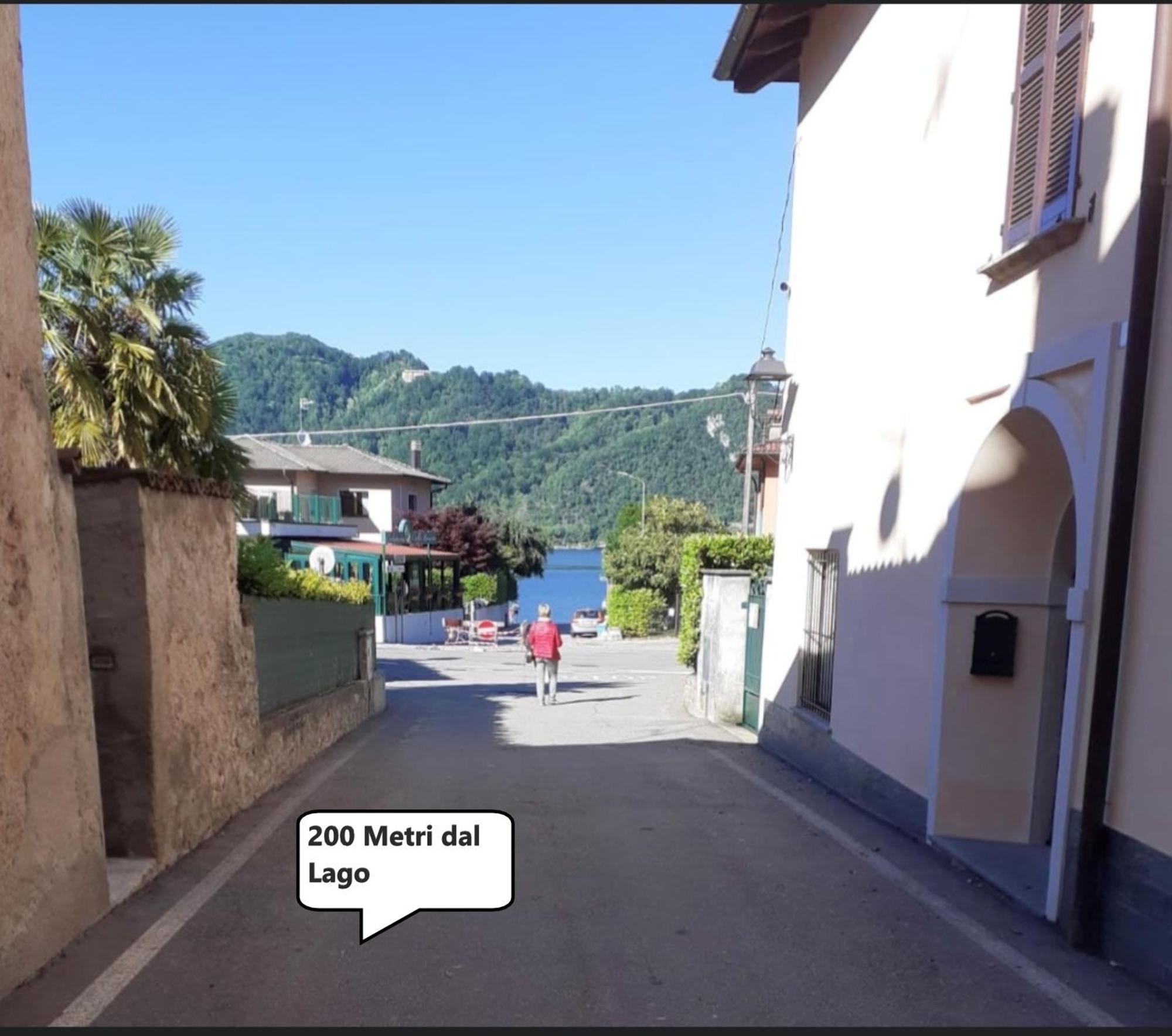Ca Rosina Casavacanze Brusimpiano Buitenkant foto