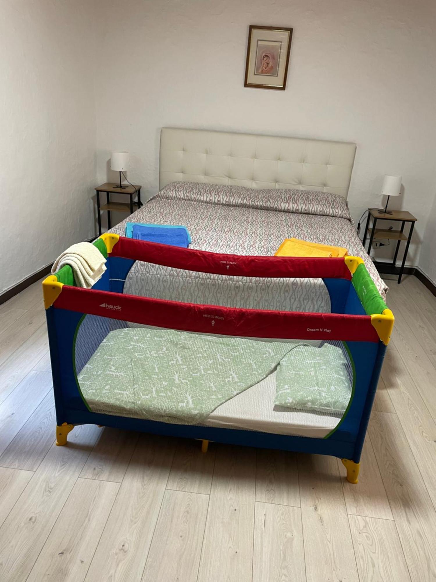 Ca Rosina Casavacanze Brusimpiano Buitenkant foto