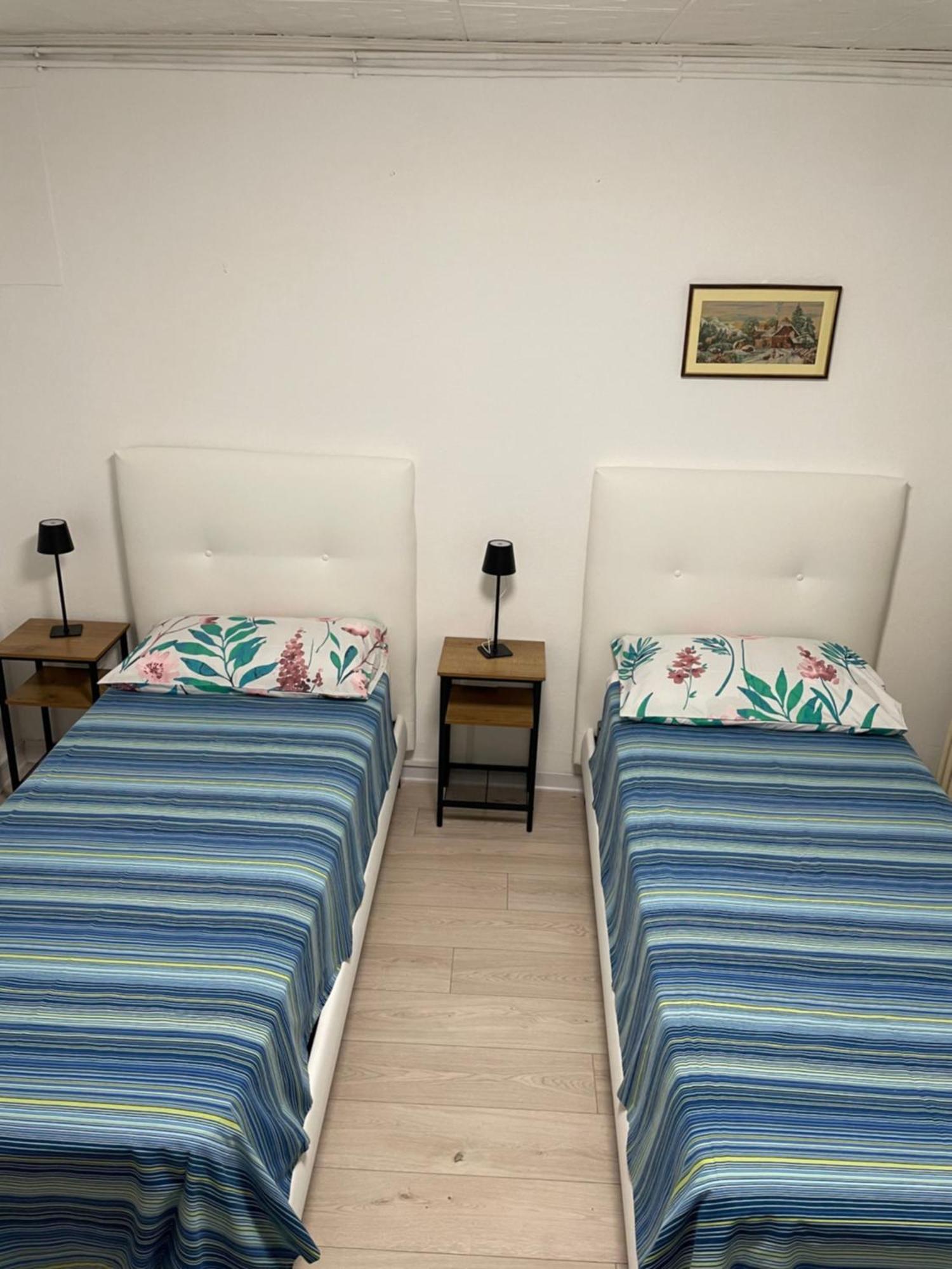 Ca Rosina Casavacanze Brusimpiano Buitenkant foto
