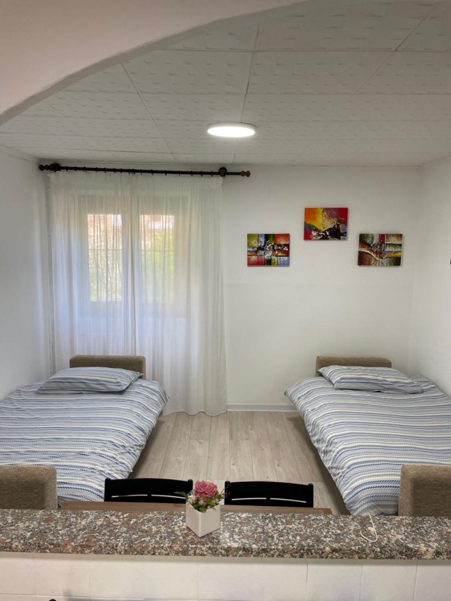 Ca Rosina Casavacanze Brusimpiano Buitenkant foto